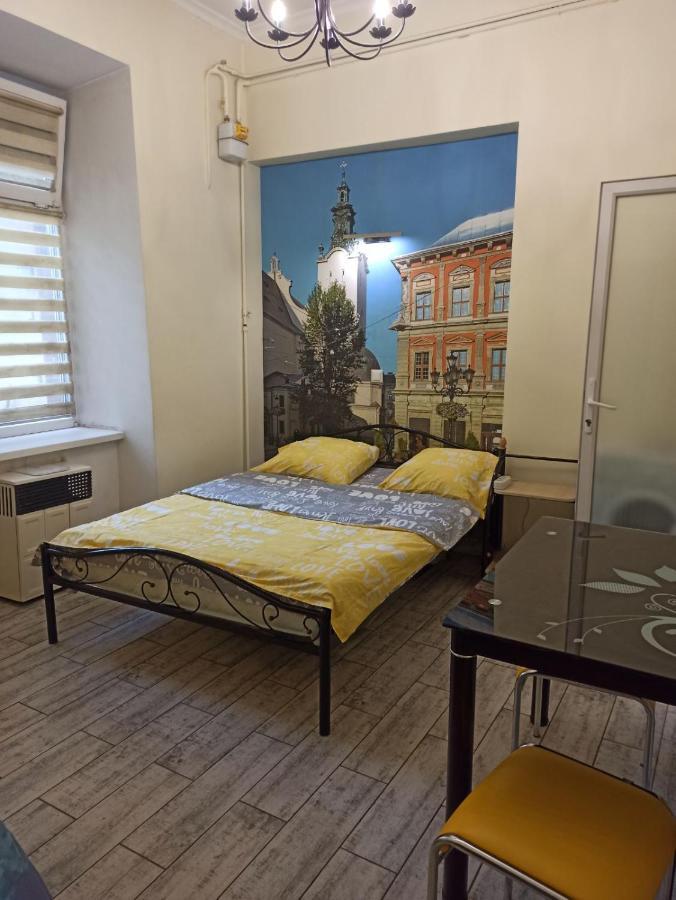 Smart Yellow Apartment-15 Хв Від Жд Вокзалу Lwów Zewnętrze zdjęcie